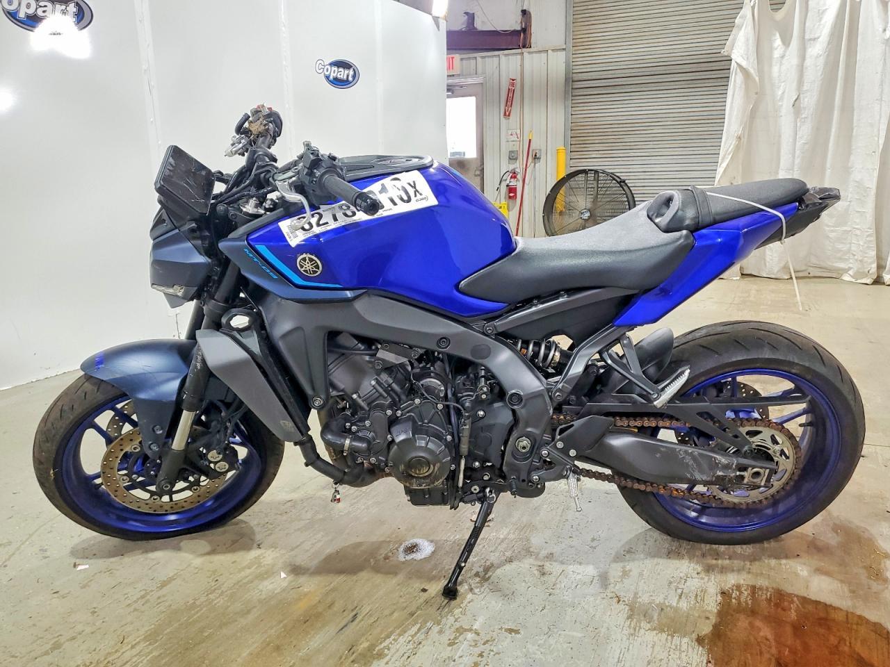 2025 Yamaha Mt09 - Image 3