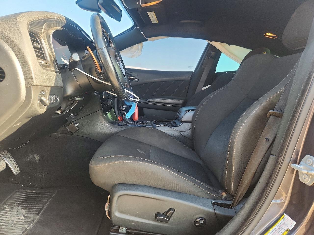 2019 Dodge Charger R/T - Image 7