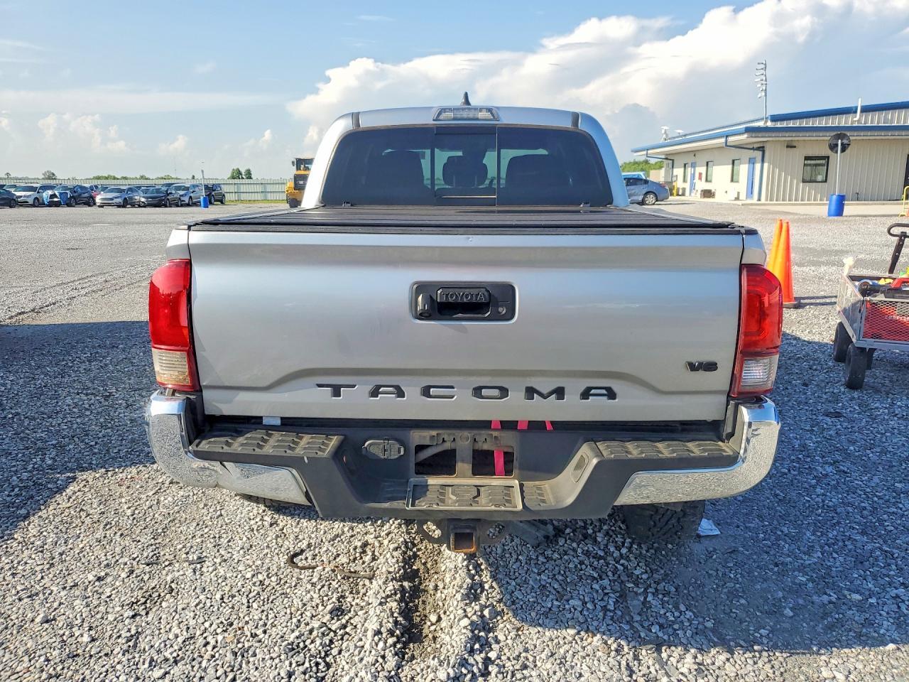 2022 Toyota Tacoma Sr5 V6 - Фото 6