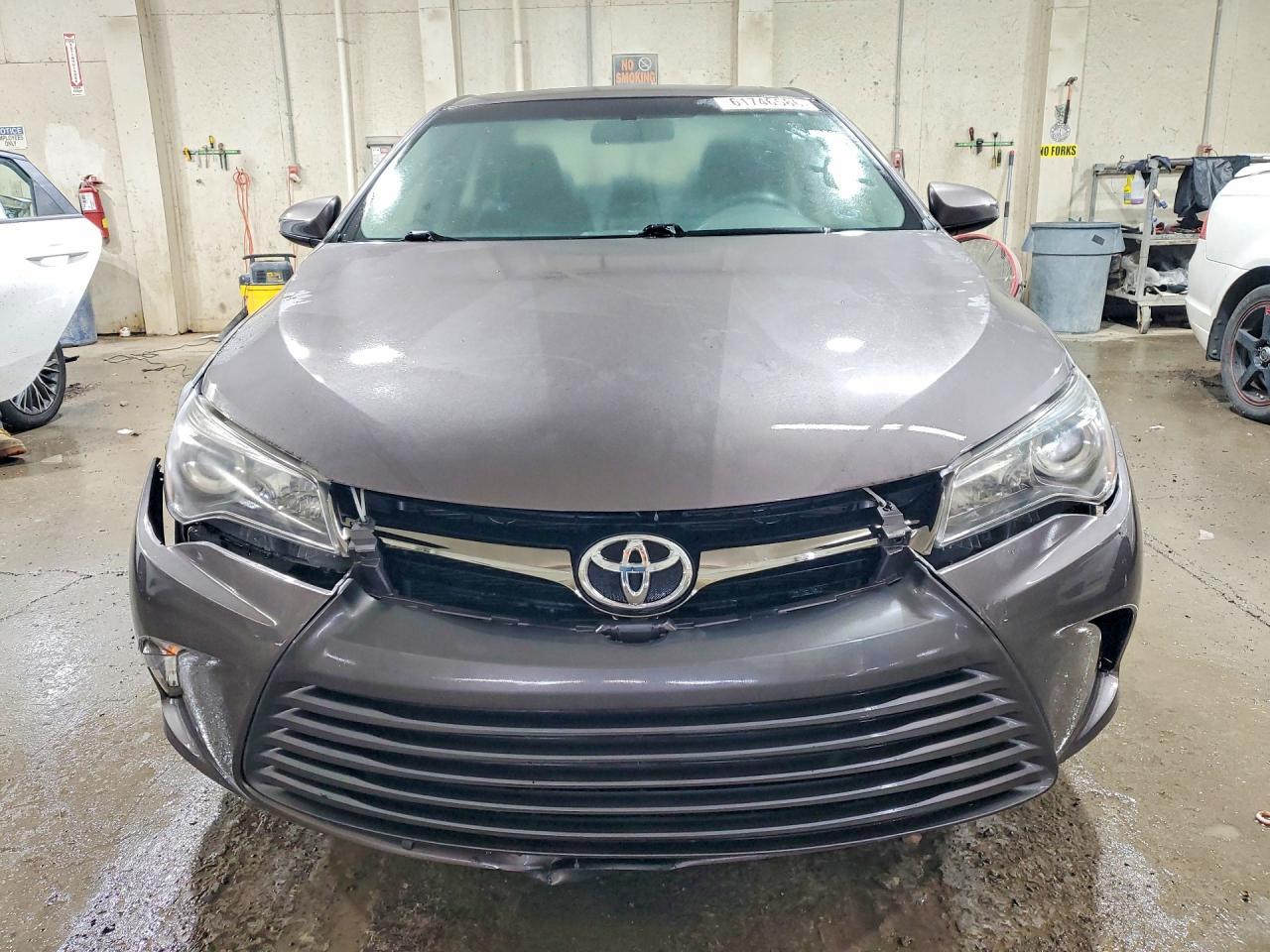 2015 Toyota Camry Se - Image 5
