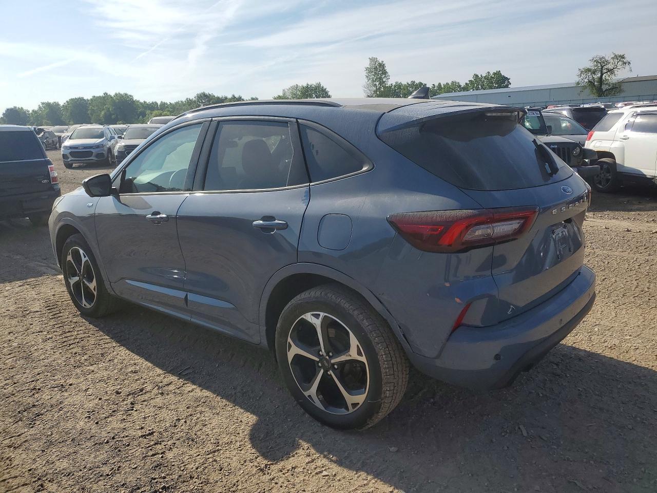 2024 Ford Escape St Line Select - Фото 2