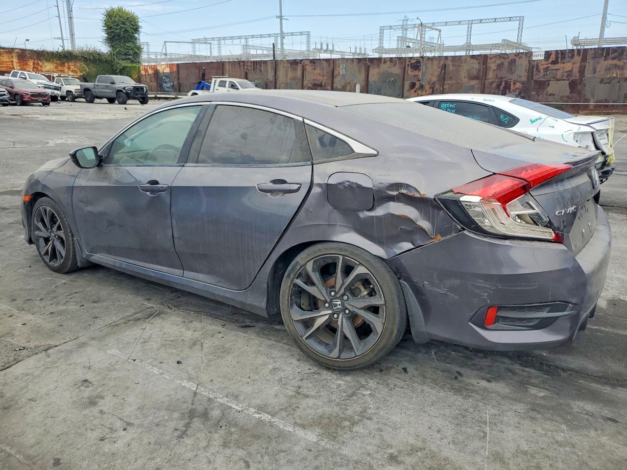 2020 Honda Civic Sport - Фото 2