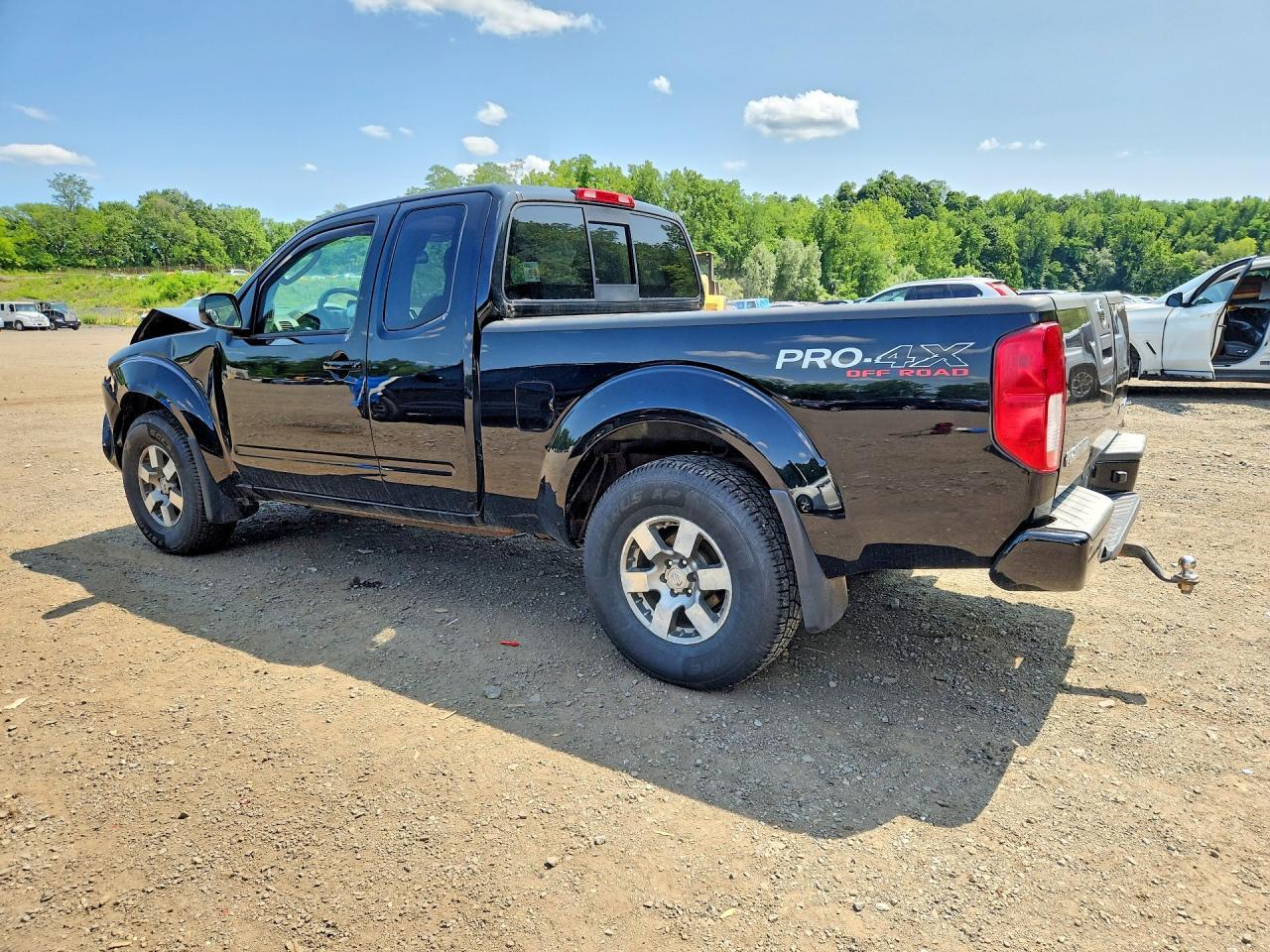 2011 Nissan Frontier Sv V6 - Image 2