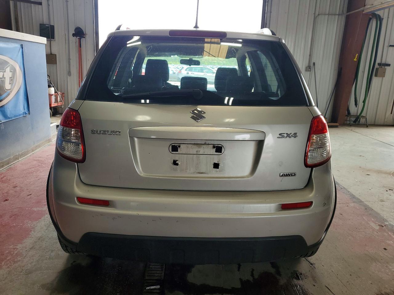 2010 Suzuki Sx4 - Фото 6