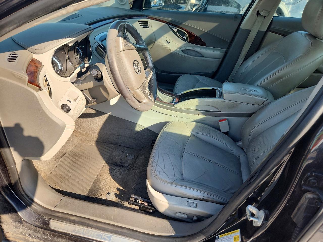 2013 Buick Lacrosse - Image 7