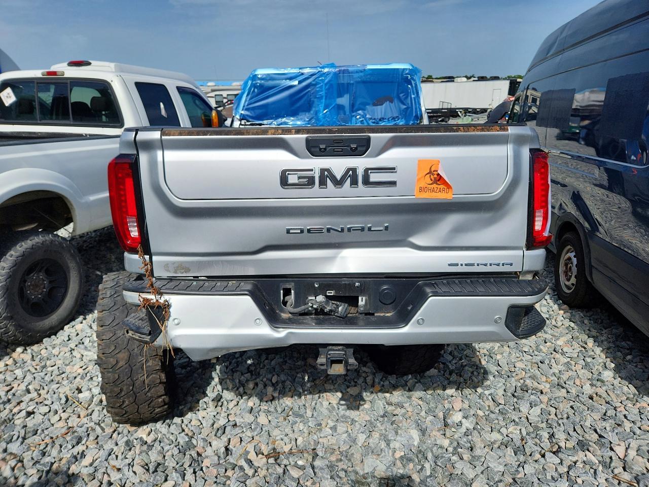 2021 GMC Sierra K2500 Denali - Image 6