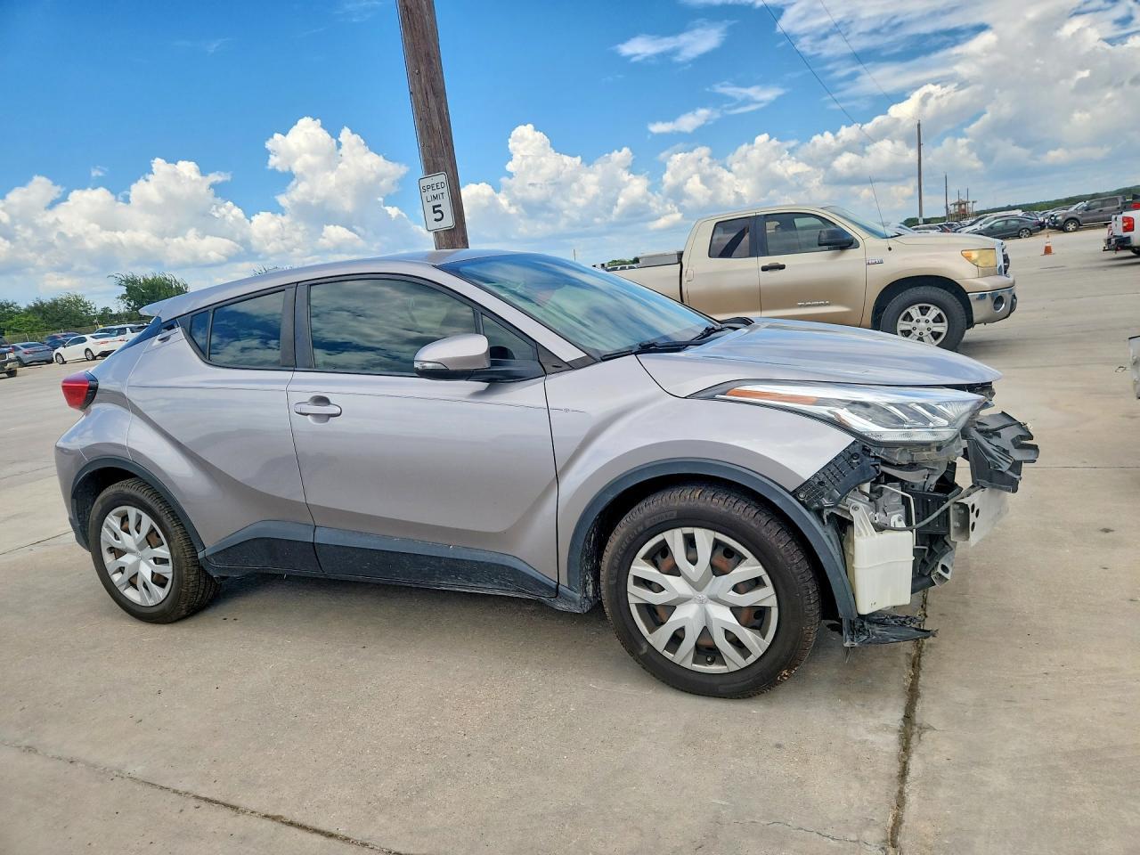 2020 Toyota C-Hr Le - Фото 4