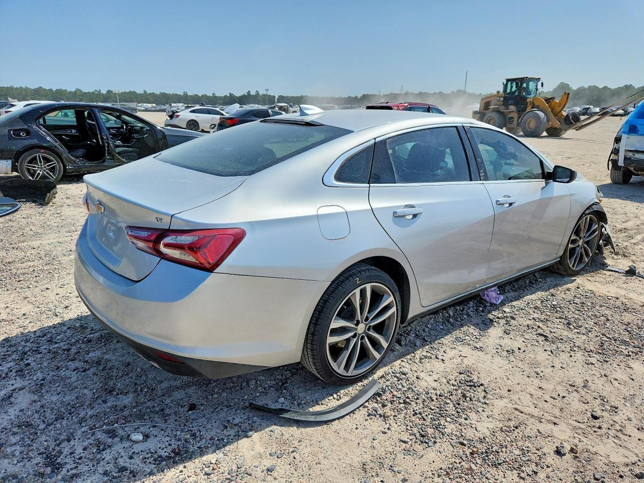 2022 Chevrolet Malibu Lt - Image 3