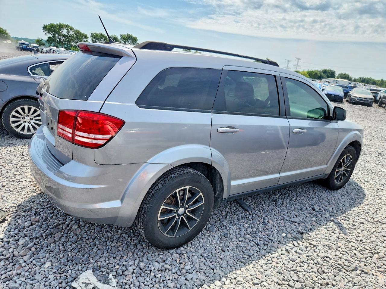 2017 Dodge Journey Se - Фото 3