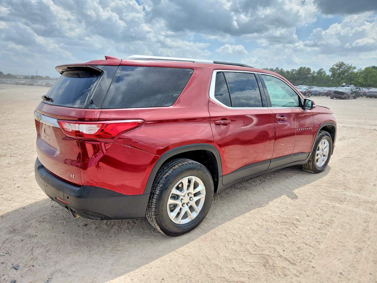 2018 Chevrolet Traverse Lt - Image 3