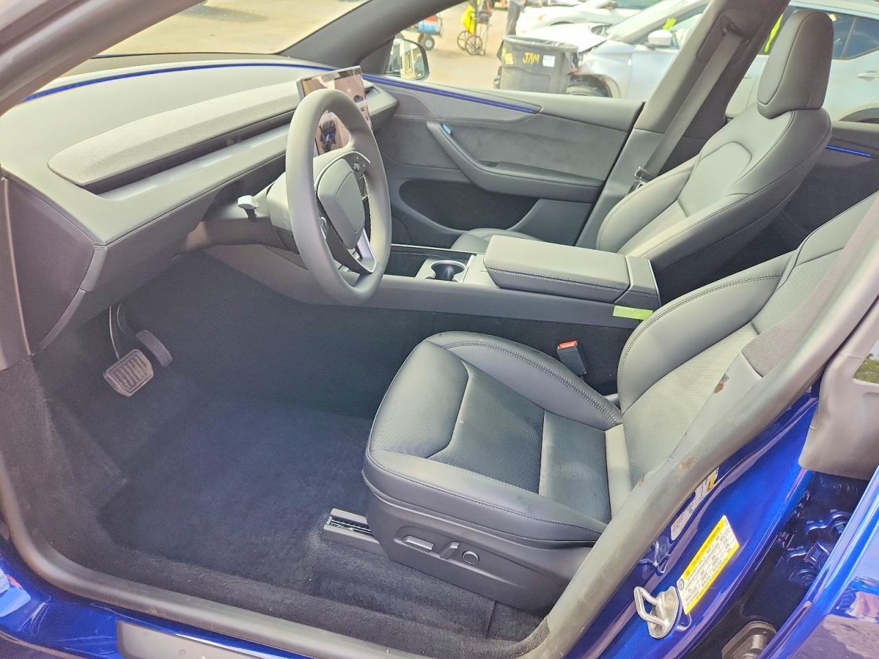 2026 Tesla Model Y - Image 7