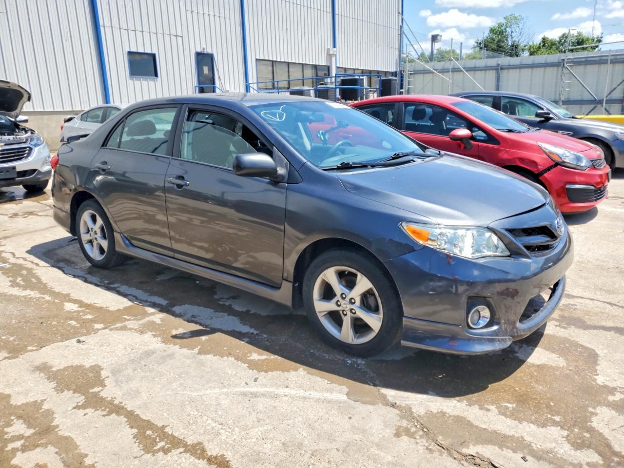 2011 Toyota Corolla S - Фото 4