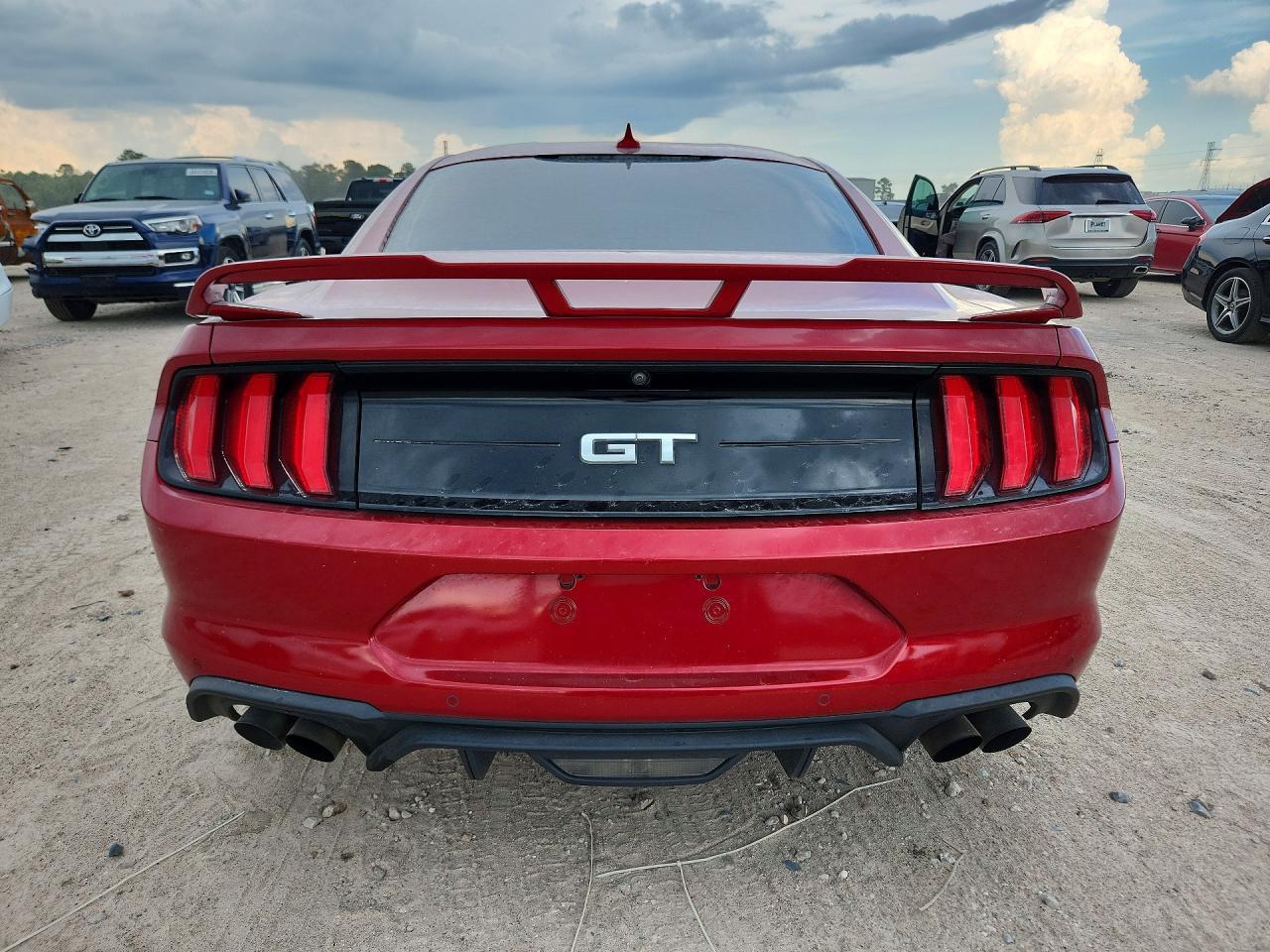 2020 Ford Mustang Gt - Фото 6