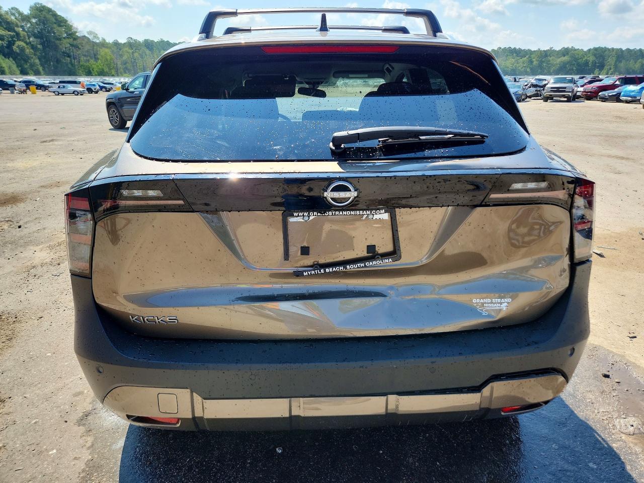 2026 Nissan Kicks Sv - Image 6