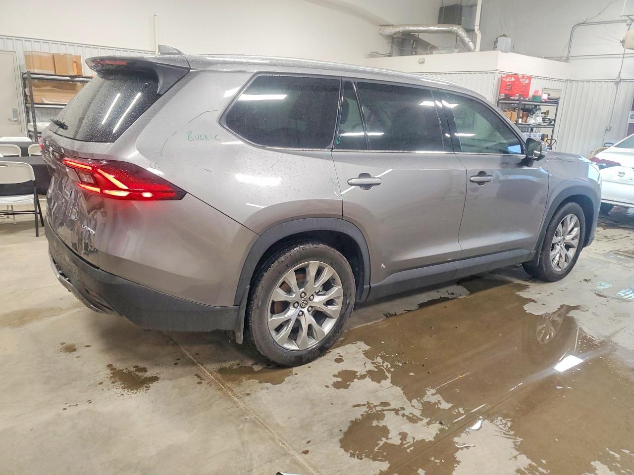 2025 Toyota Grand Highlander Hybrid Limited - Фото 3