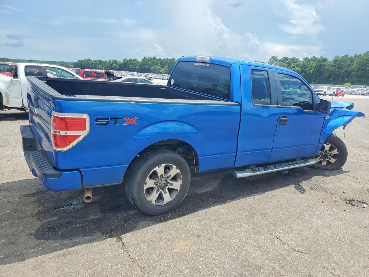 2013 Ford F150 Super Cab - Image 3