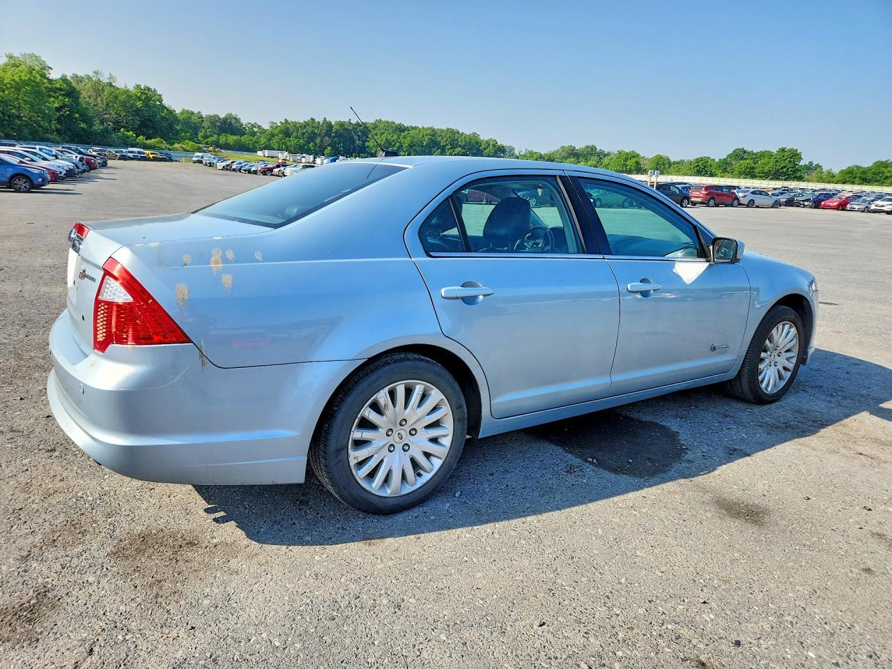 2010 Ford Fusion Hybrid - Image 3