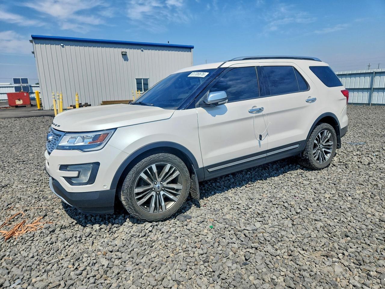2017 Ford Explorer Platinum