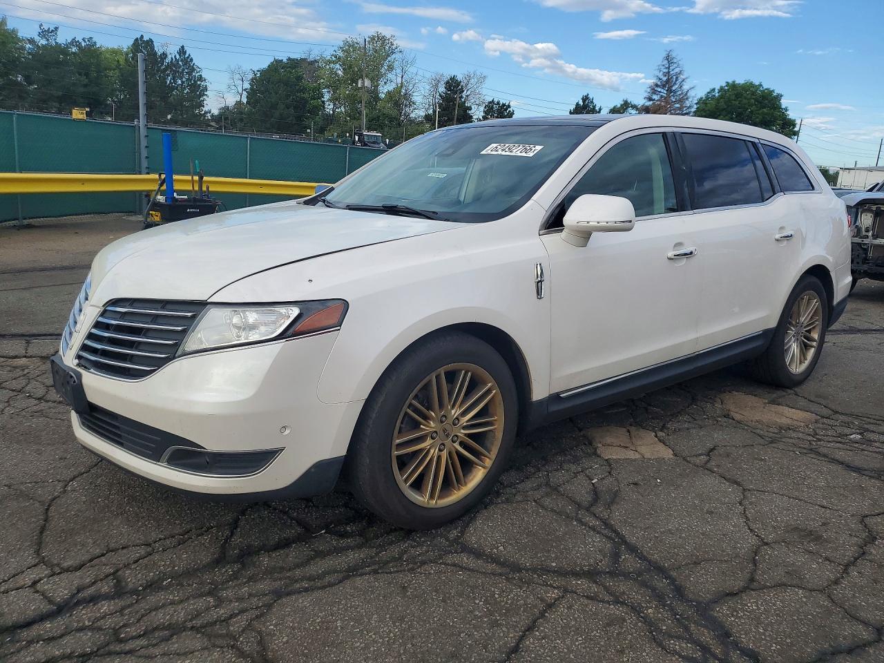 2017 Lincoln Mkt