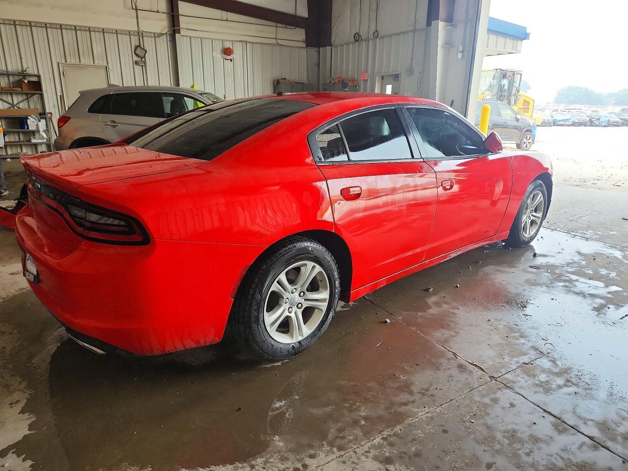 2022 Dodge Charger Sxt - Фото 3