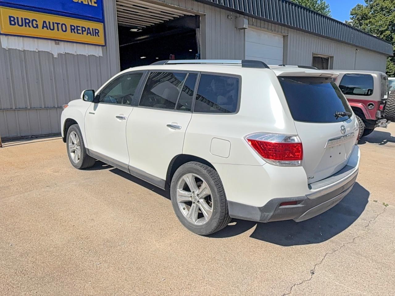 2011 Toyota Highlander Limited - Фото 3