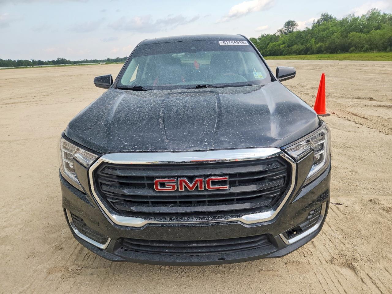 2022 GMC Terrain Sle - Image 5