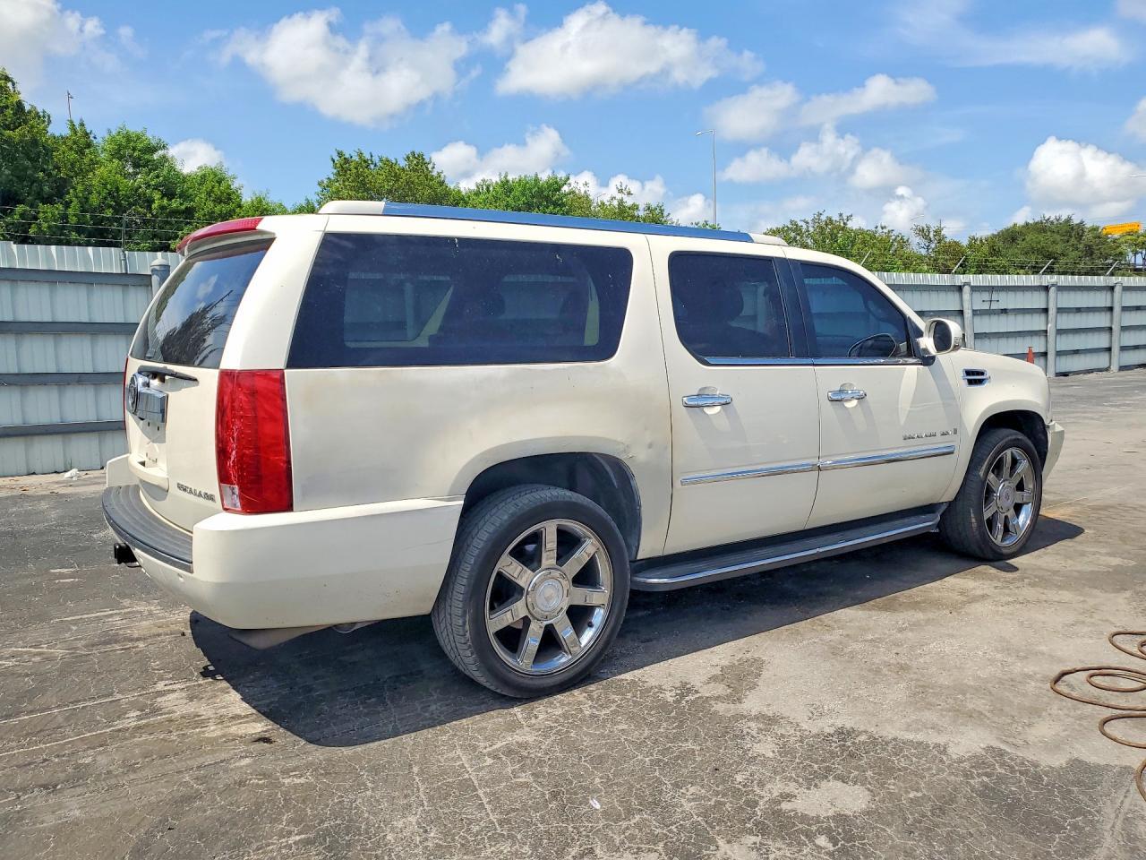 2008 Cadillac Escalade Esv - Фото 3