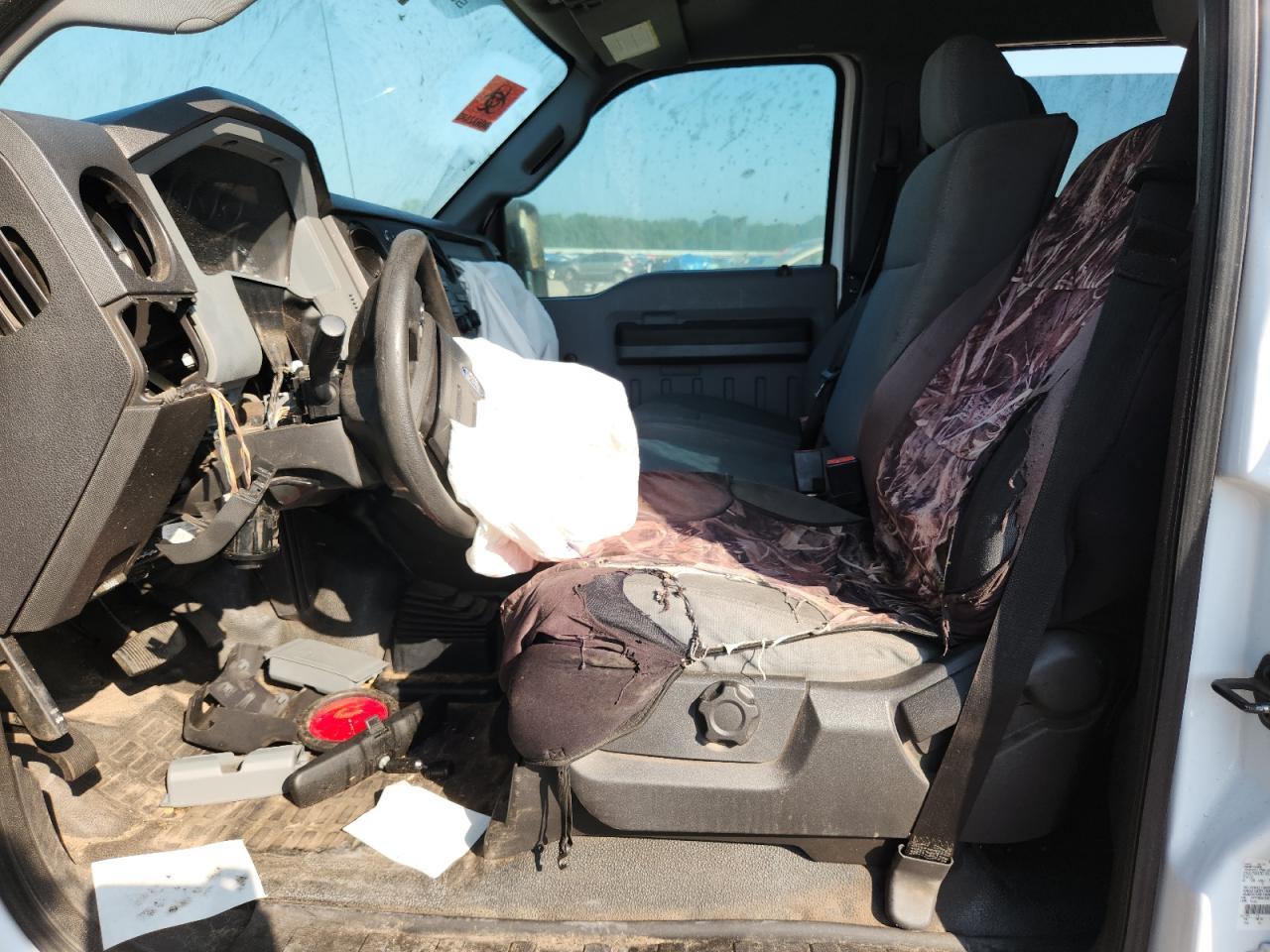 2016 Ford F350 Super Duty - Image 7