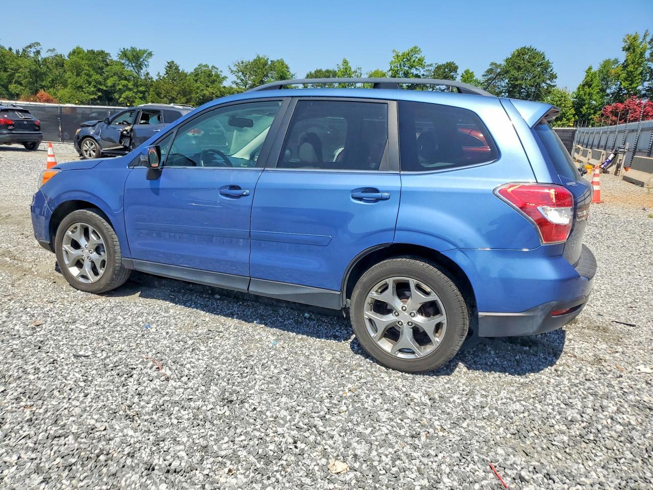 2015 Subaru Forester Limited+Moonroof - Фото 2