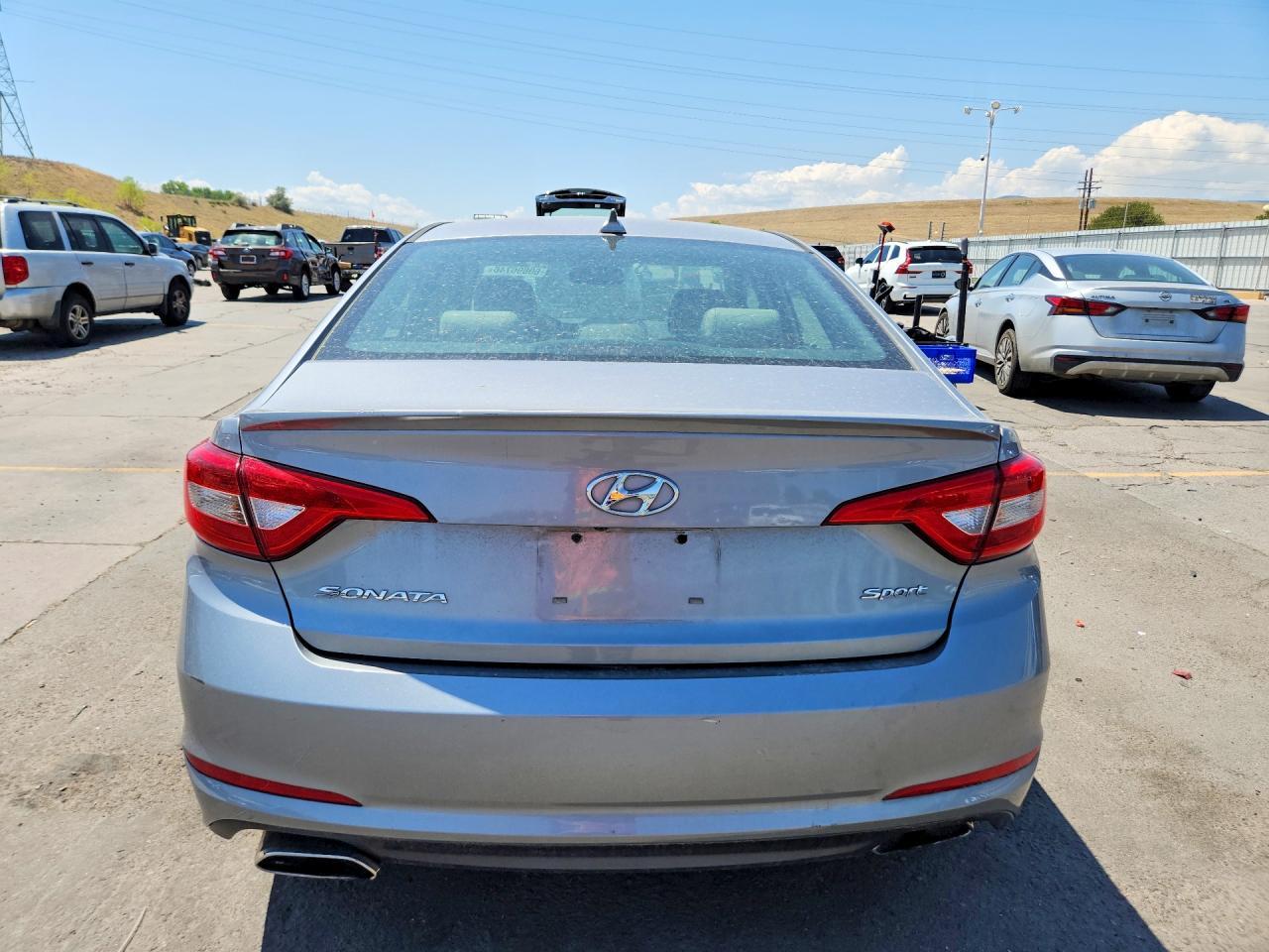 2015 Hyundai Sonata Sport - Image 6