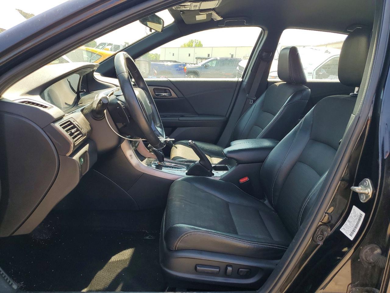 2017 Honda Accord Sport - Image 7