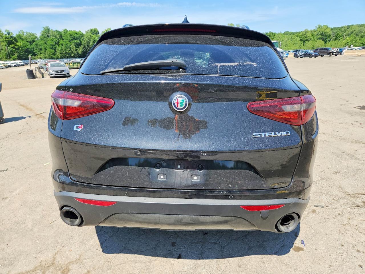 2022 Alfa Romeo Stelvio - Фото 6