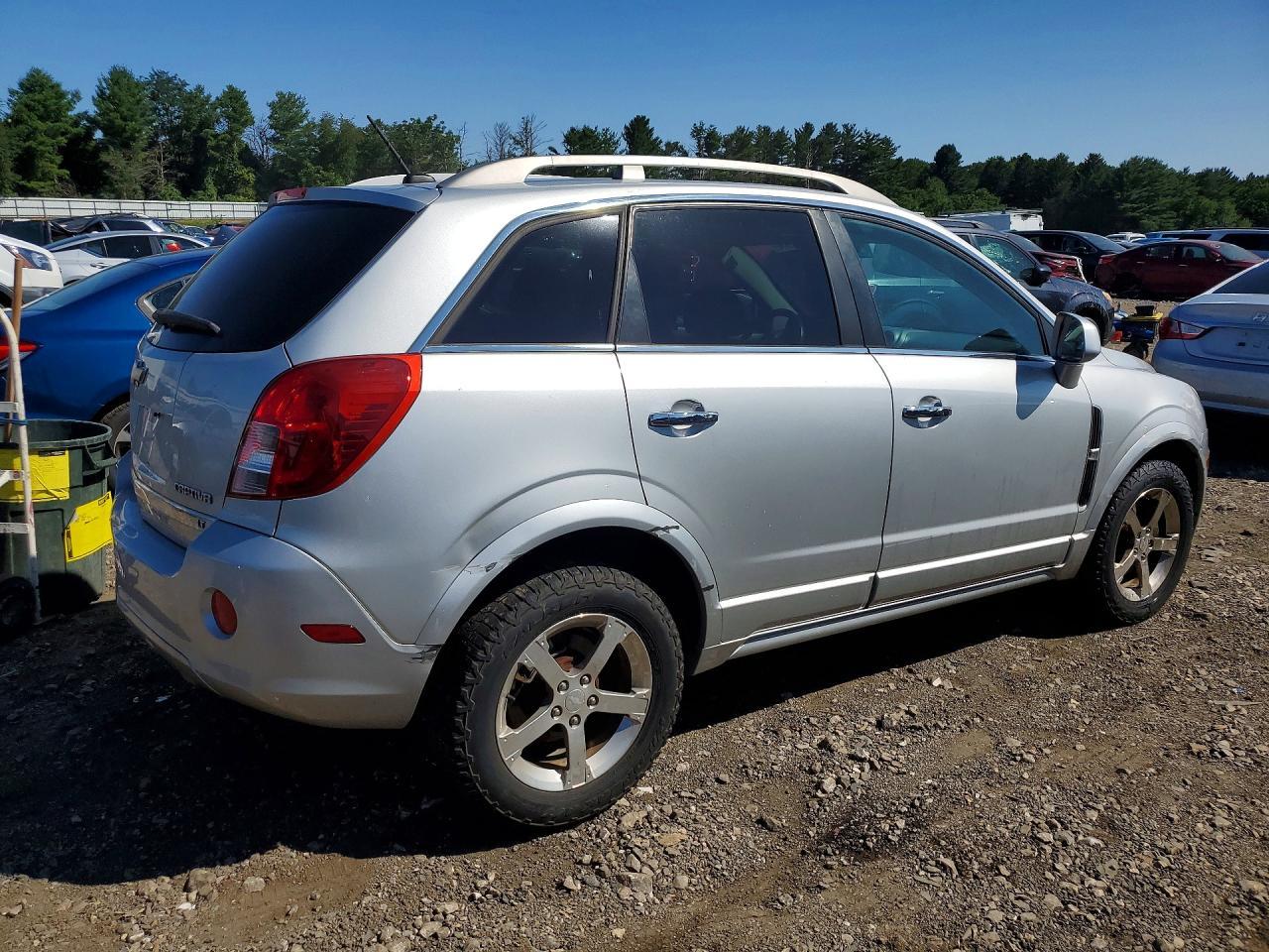 2013 Chevrolet Captiva Lt - Image 3