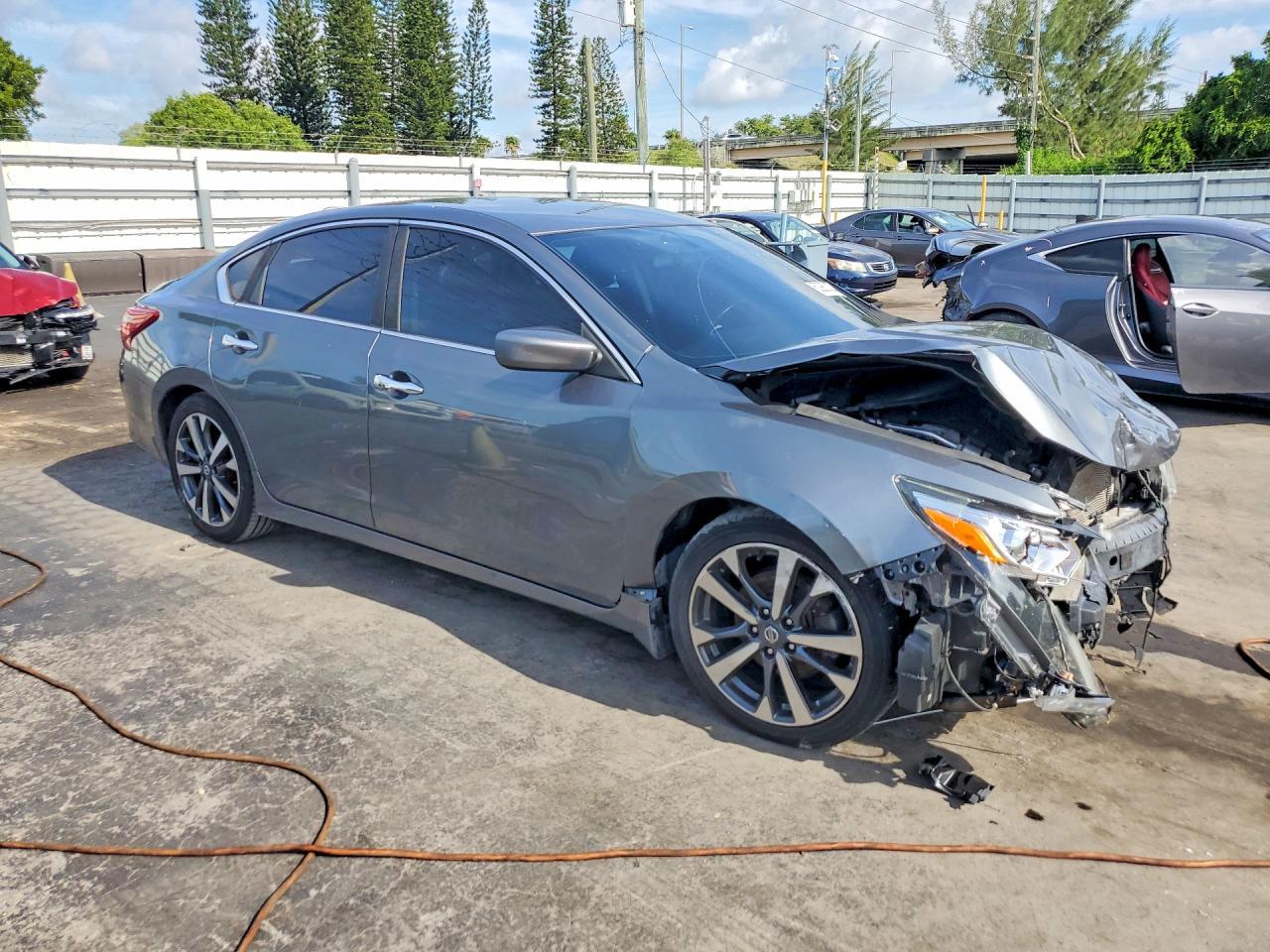 2018 Nissan Altima 2.5 S - Фото 4