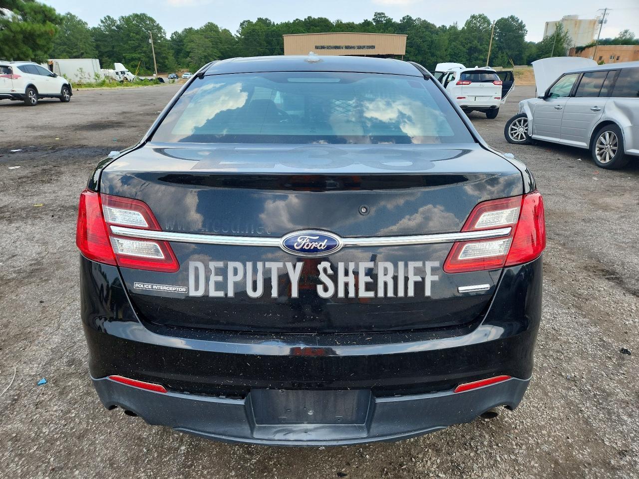 2015 Ford Taurus Police Interceptor - Фото 6