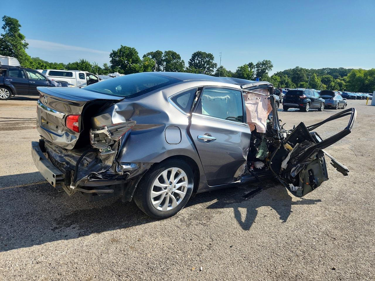 2019 Nissan Sentra S - Image 3