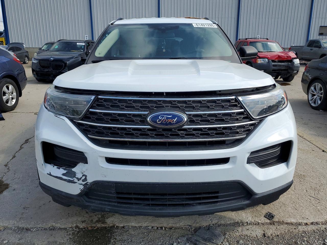 2022 Ford Explorer Xlt - Фото 5