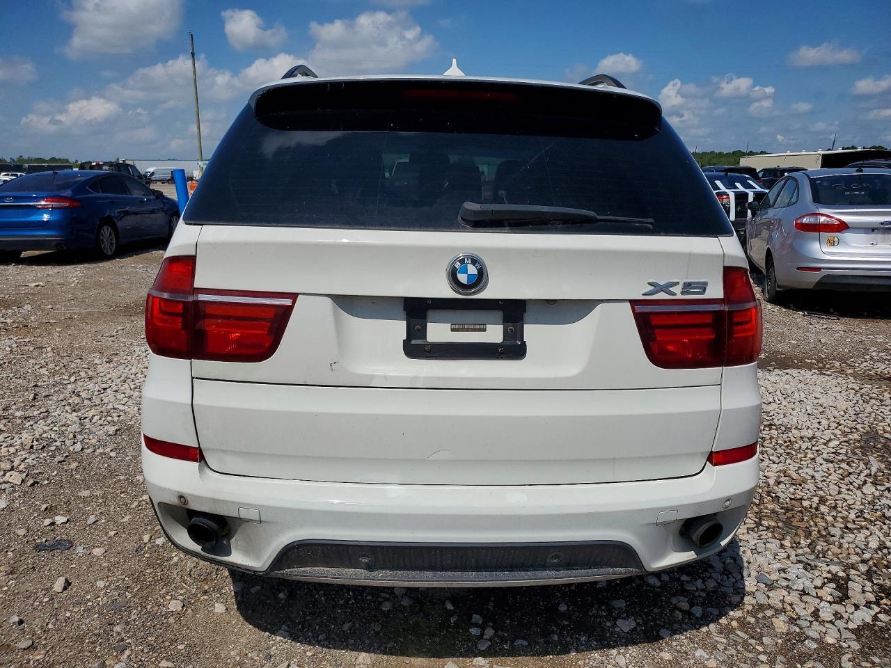 2011 BMW X5 xDrive35I - Image 6