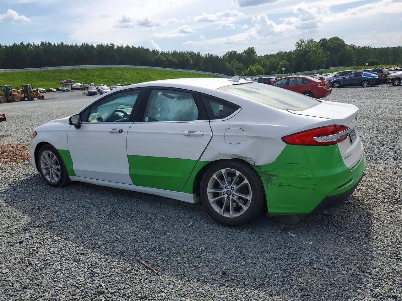 2019 Ford Fusion Se - Image 2