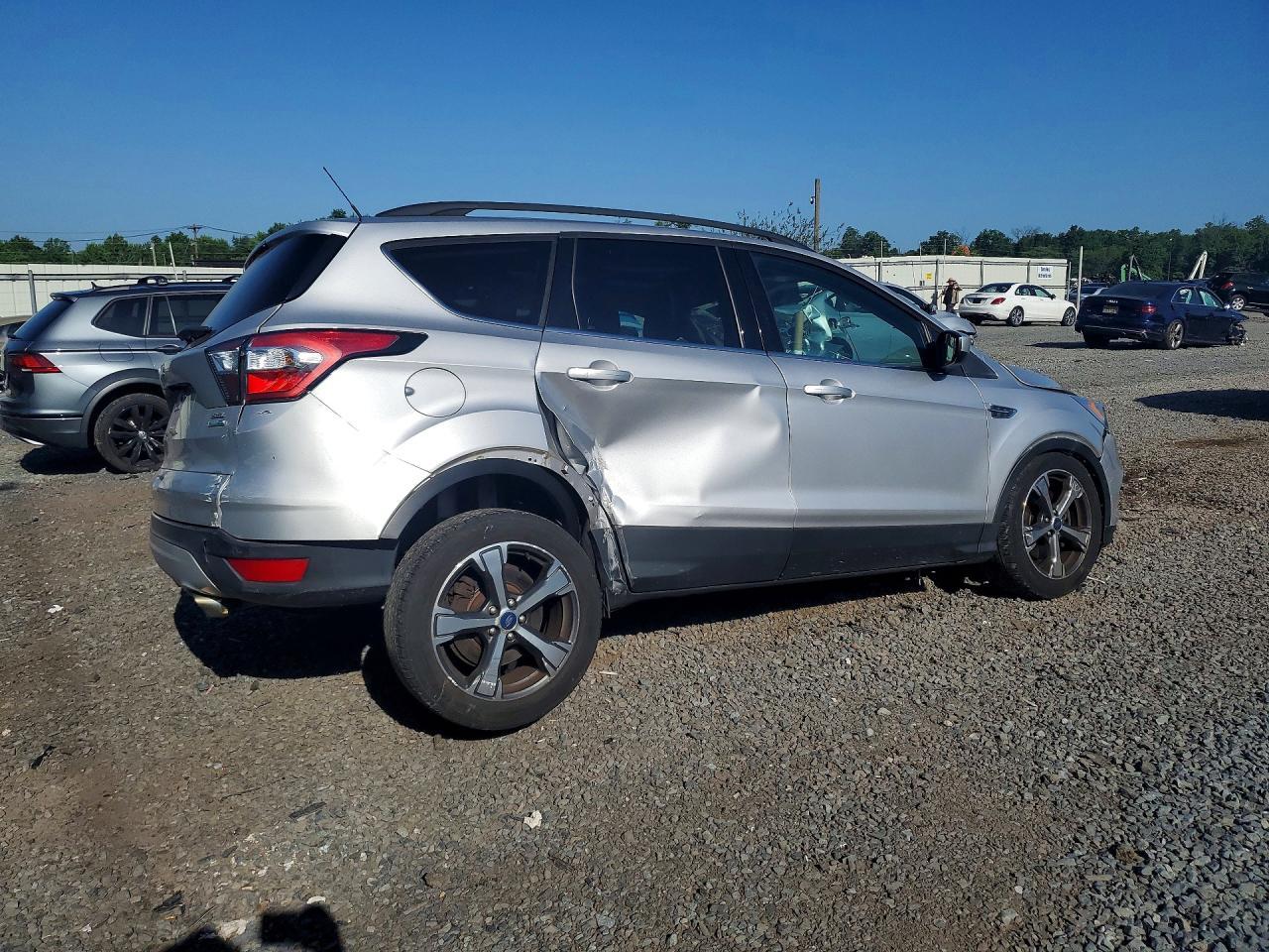 2018 Ford Escape Sel - Фото 3