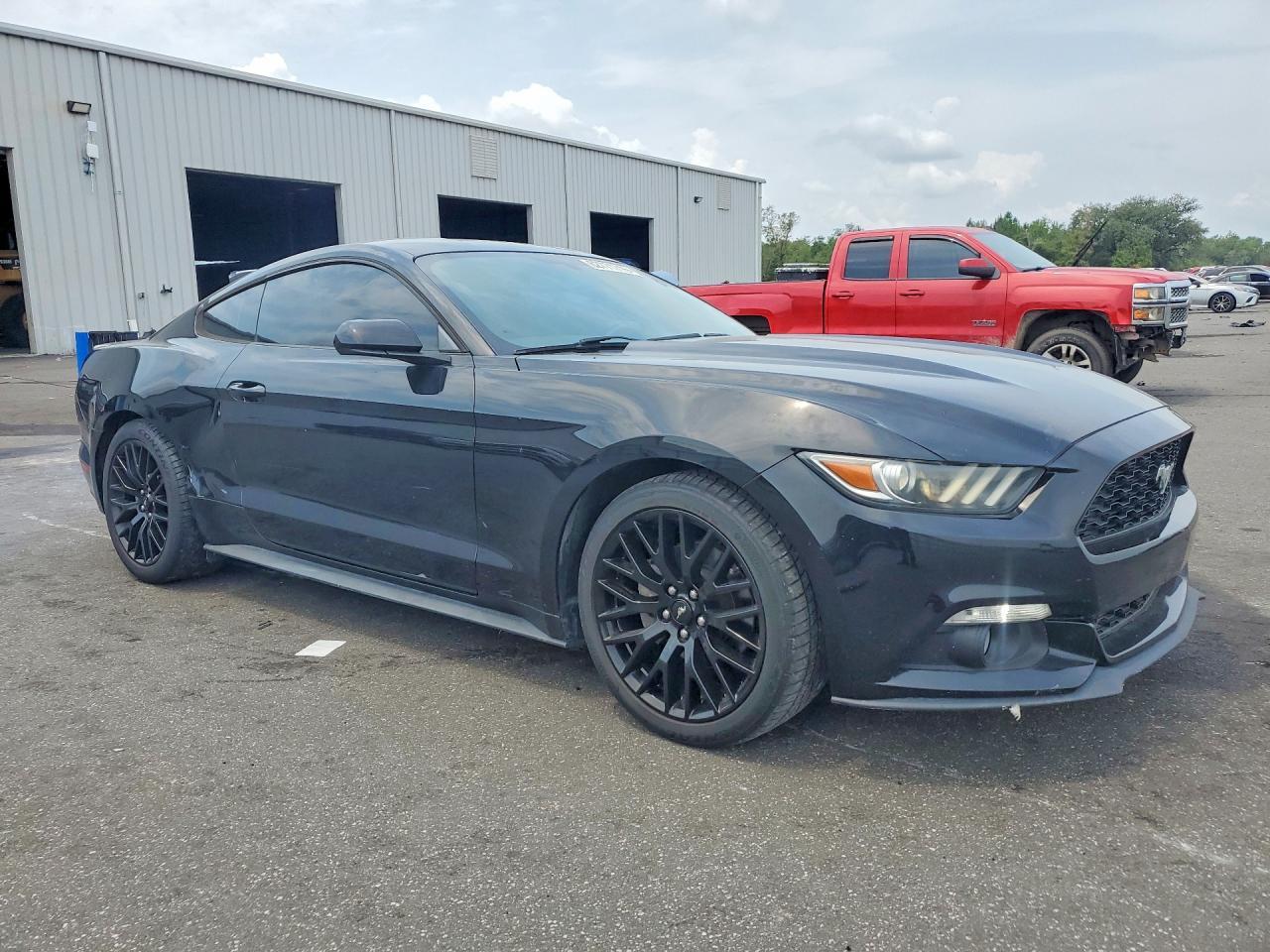 2015 Ford Mustang - Image 4
