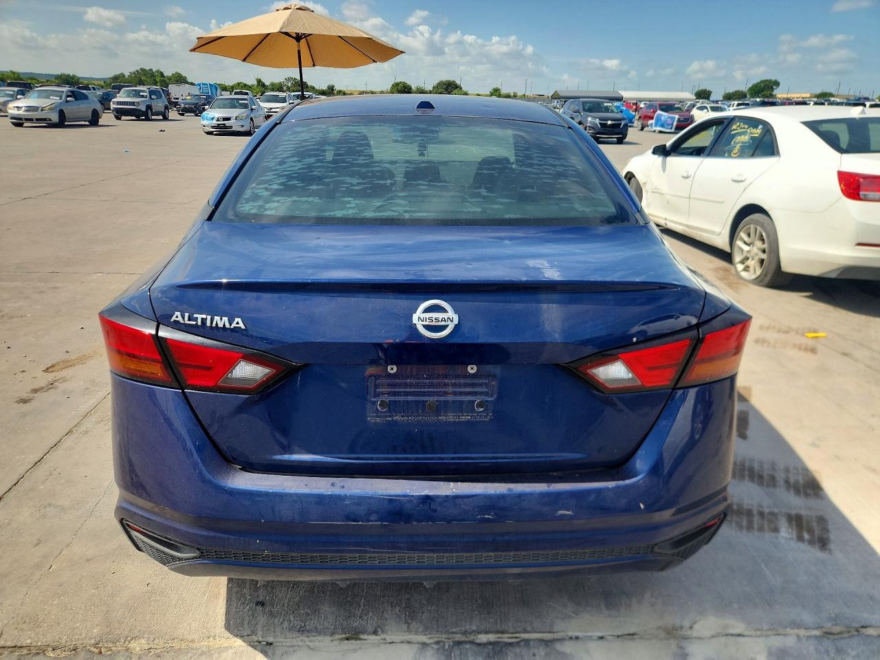 2019 Nissan Altima S - Фото 6