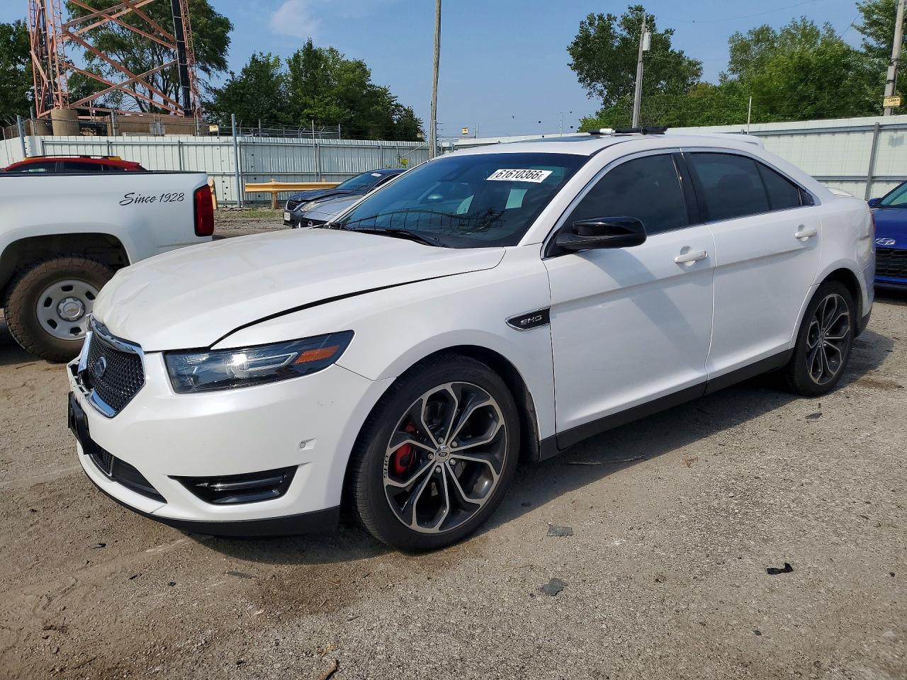 2013 Ford Taurus Sho