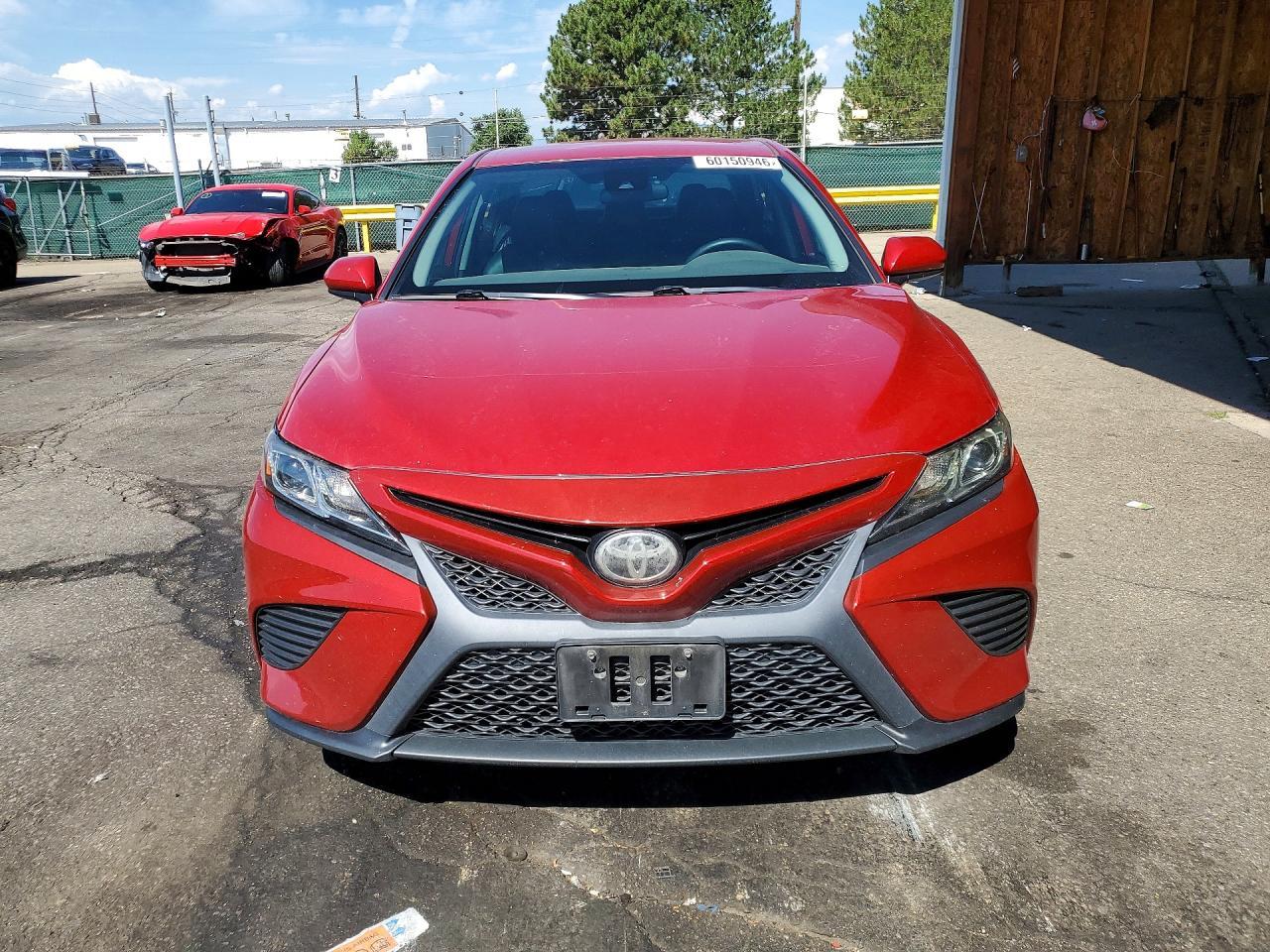 2019 Toyota Camry Se - Image 5