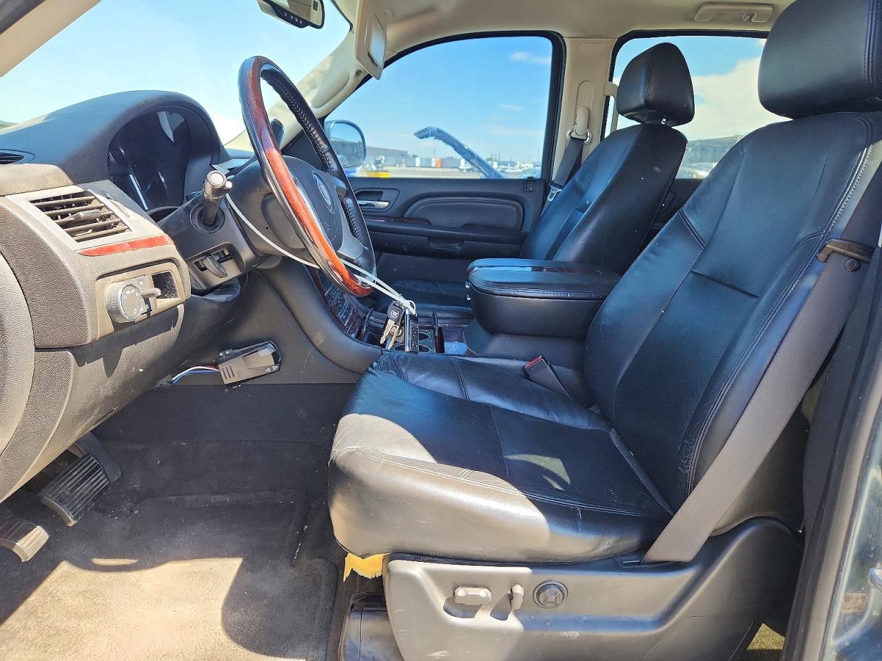 2008 Cadillac Escalade Esv - Image 7