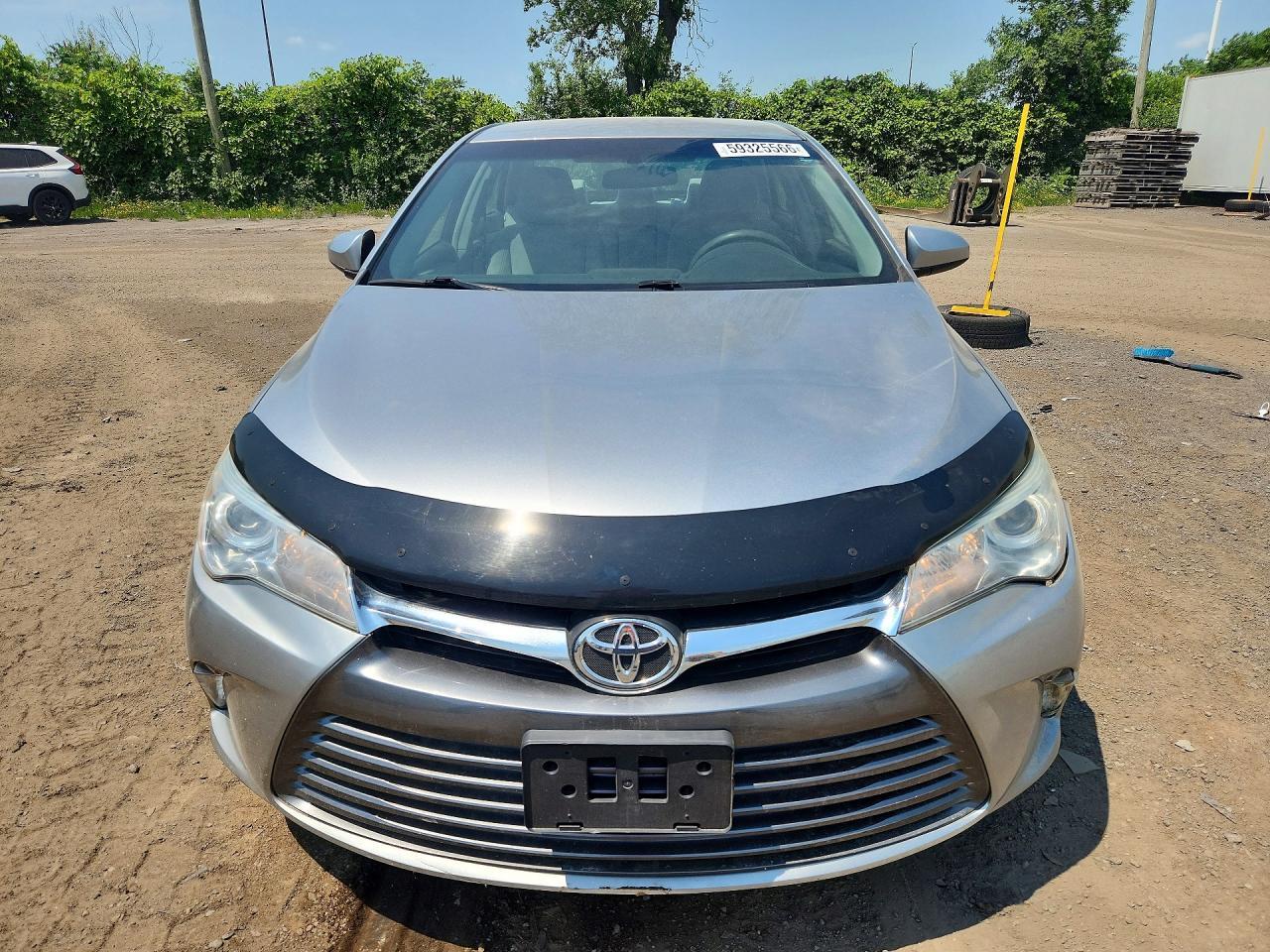 2015 Toyota Camry Le - Фото 5