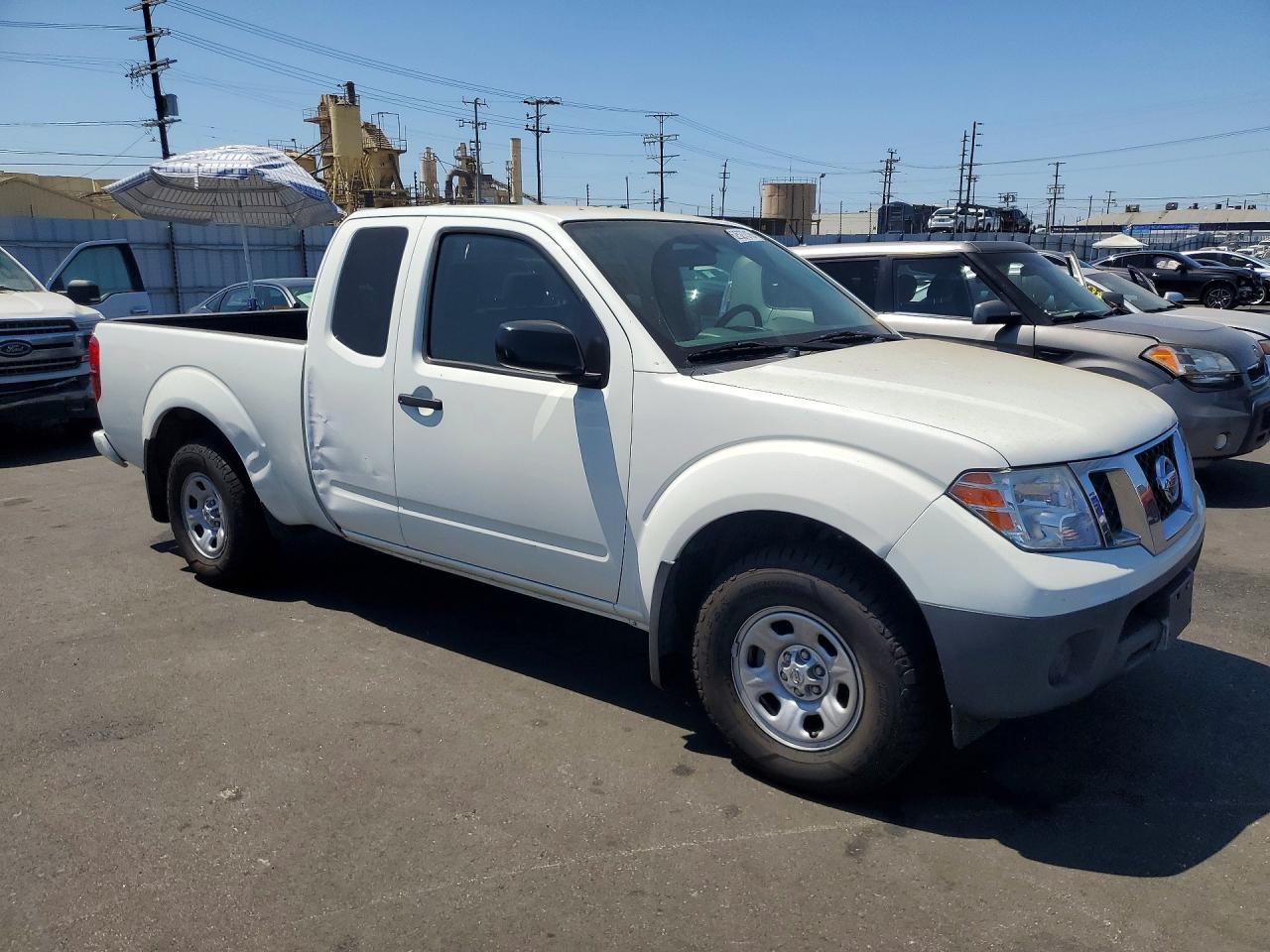 2019 Nissan Frontier S - Image 4