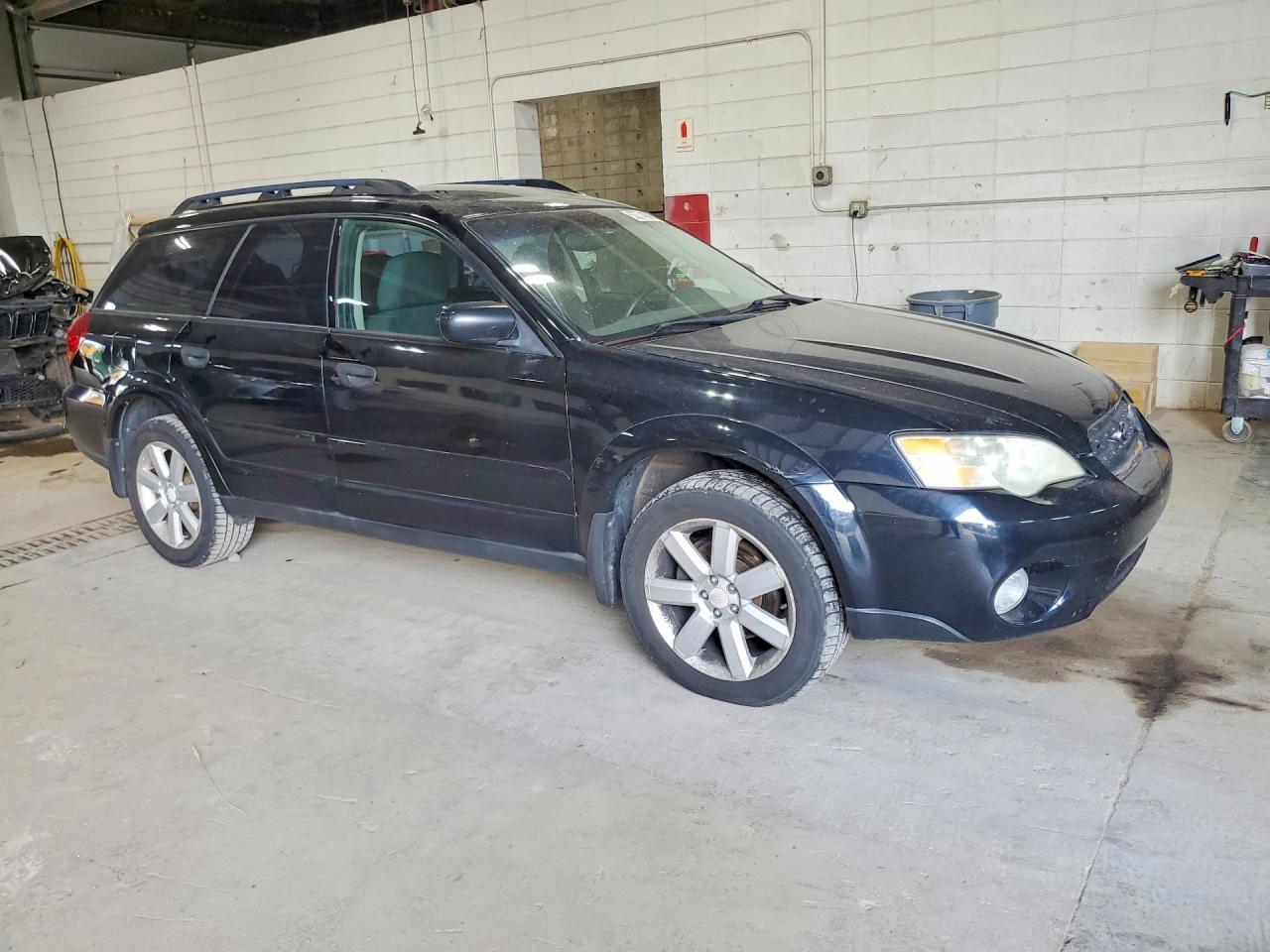 2006 Subaru Legacy Outback 2.5I - Фото 4