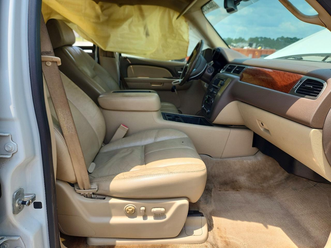 2007 GMC Yukon Xl C1500 - Image 7
