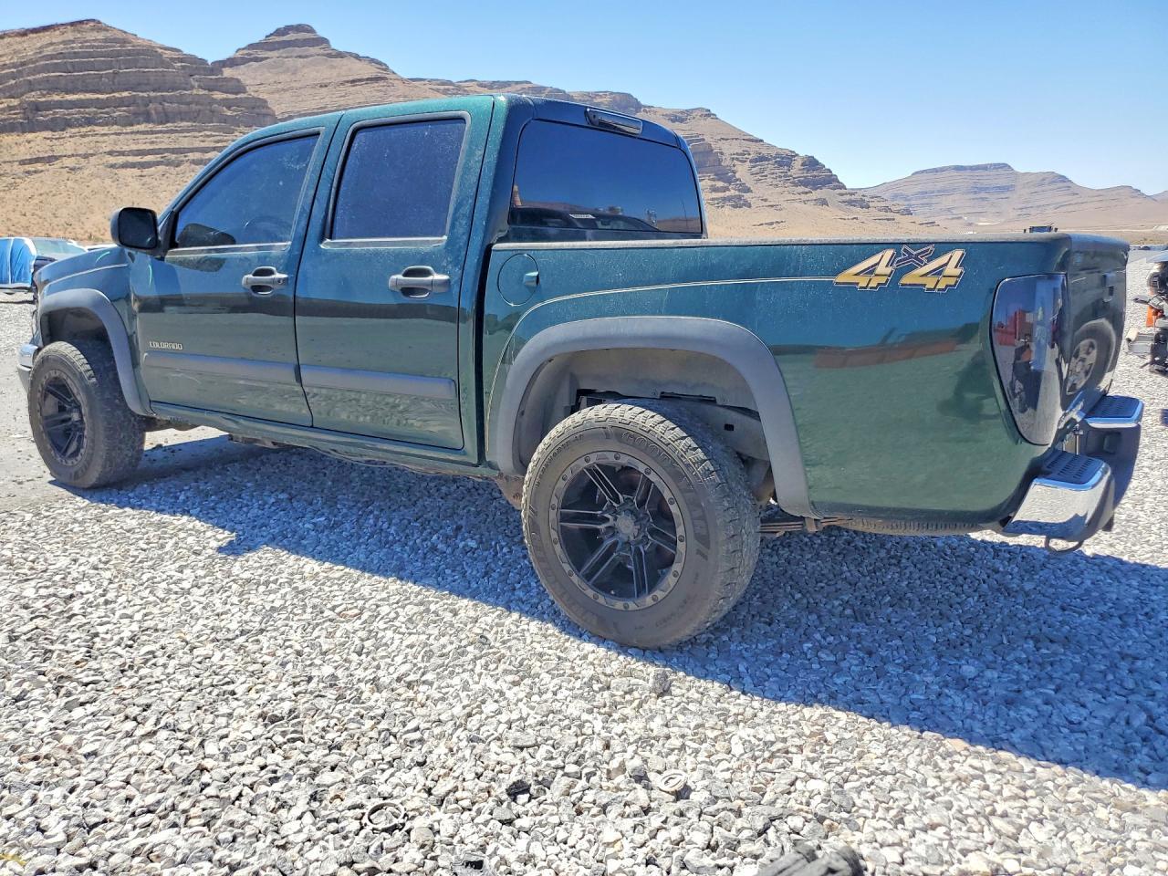 2005 Chevrolet Colorado - Фото 2